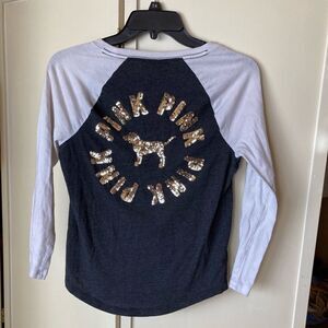 Cute Victoria’s Secret Pink Jersey T-shirt with Gold Dog - XS